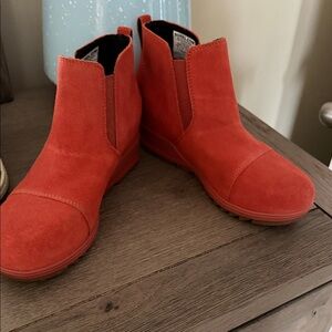 Sorel Women's Red Ankle Boots